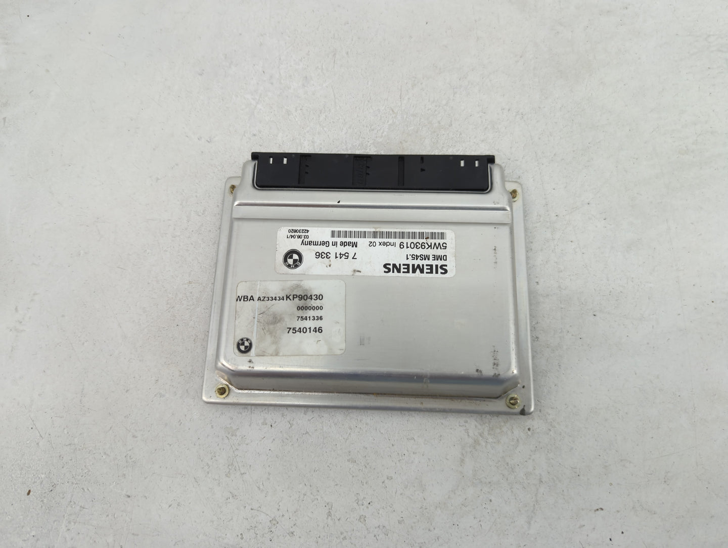 2002-2005 Bmw 325i PCM Engine Control Computer ECU ECM PCU OEM Fits Fits 2002 2003 2004 2005 OEM Used Auto Parts - Oemusedau