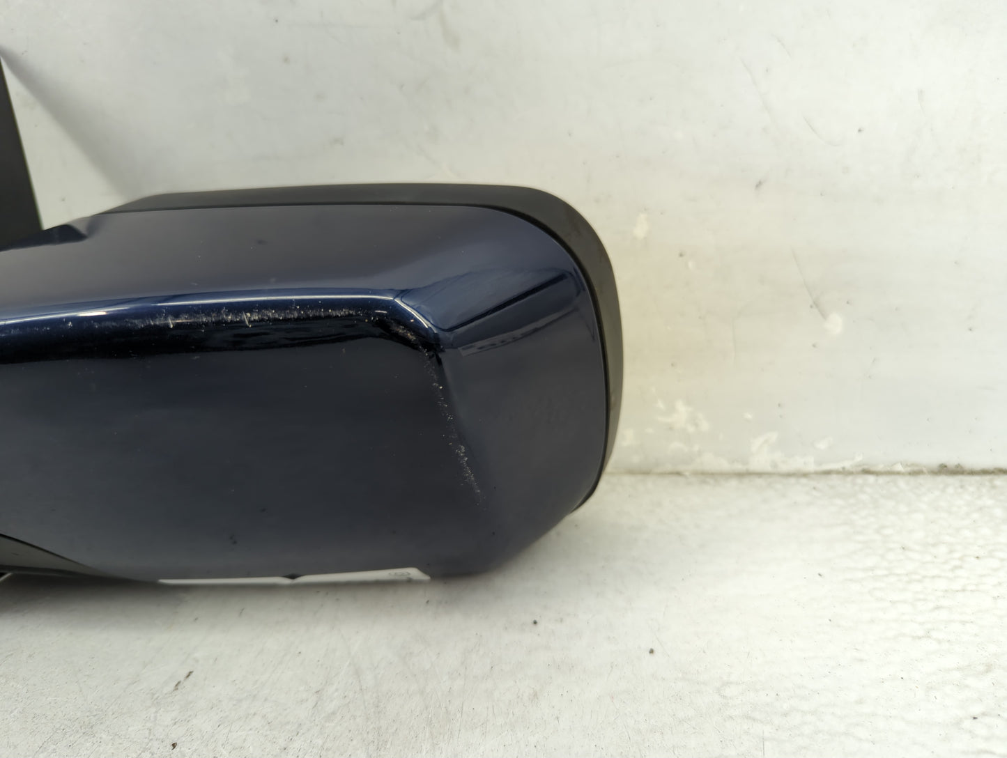 2001-2005 Bmw 325i Driver Side View Mirror - Left Door Mirror OEM Used - Oemusedautoparts1.com