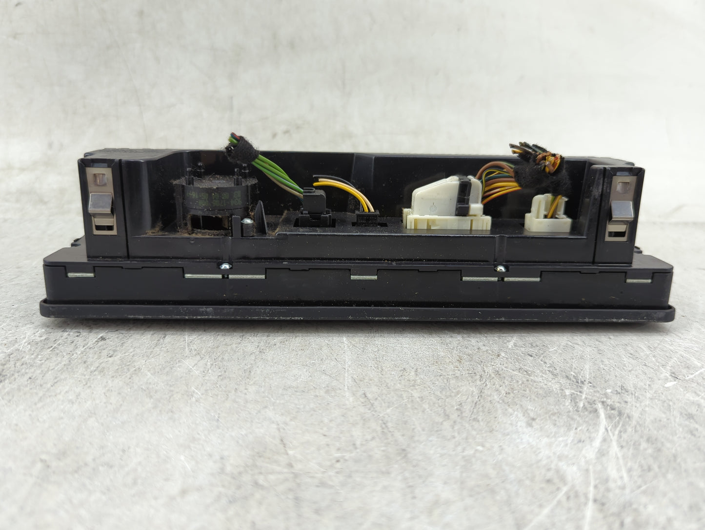 2001-2005 Bmw 325i Climate Control Module Temperature AC/Heater Replacement P/N:4126707 Fits OEM Used Auto Parts - Oemusedau
