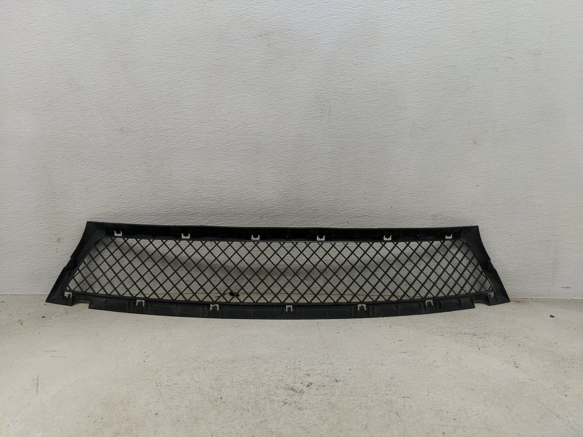 Bmw 325i Front Grille Bumper Not Included 1459419 - Oemusedautoparts1.com