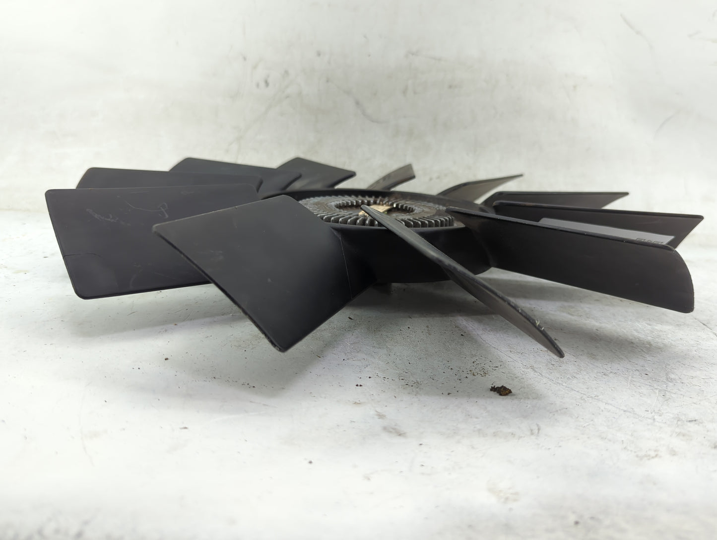 2001-2005 Bmw 325i Radiator Cooling Fan Clutch 1460756 - Oemusedautoparts1.com