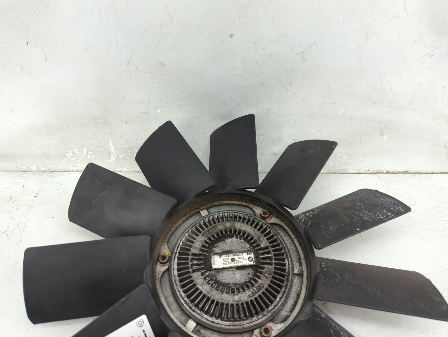2001-2005 Bmw 325i Radiator Cooling Fan Clutch 1460759 - Oemusedautoparts1.com