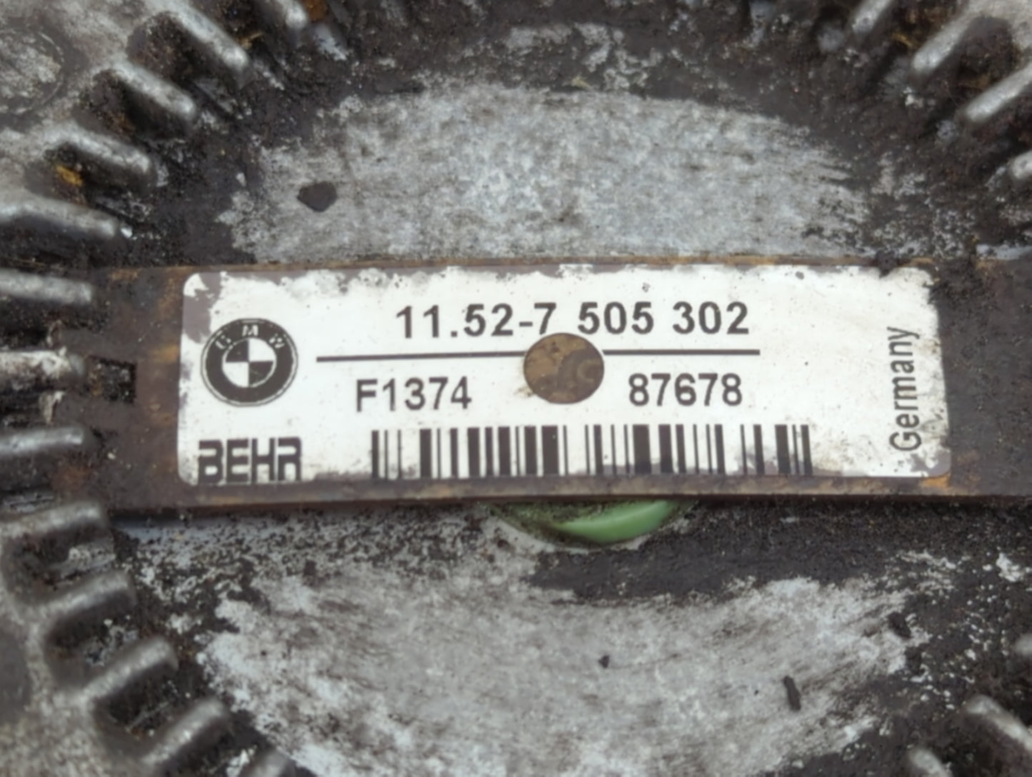 2001-2005 Bmw 325i Radiator Cooling Fan Clutch 1460759 - Oemusedautoparts1.com