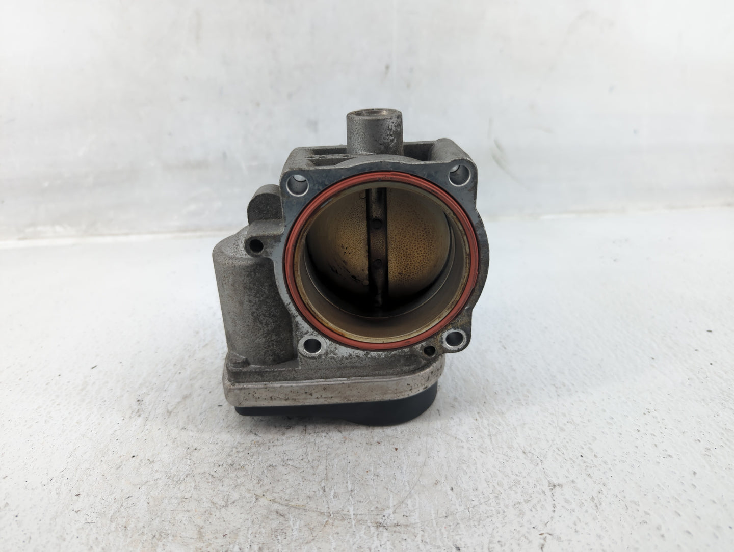 2001-2005 Bmw 325i Throttle Body P/N:1354 7502 444-04 7 502 444 Fits Fits 2001 2002 2003 2004 2005 2006 OEM Used Auto Parts 