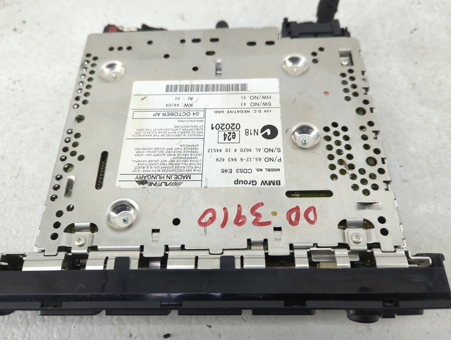 2004 Bmw 325xi Radio AM FM Cd Player Receiver Replacement P/N:65.12-6 943 429 Fits Fits 2002 2003 2005 2006 OEM Used Auto Pa