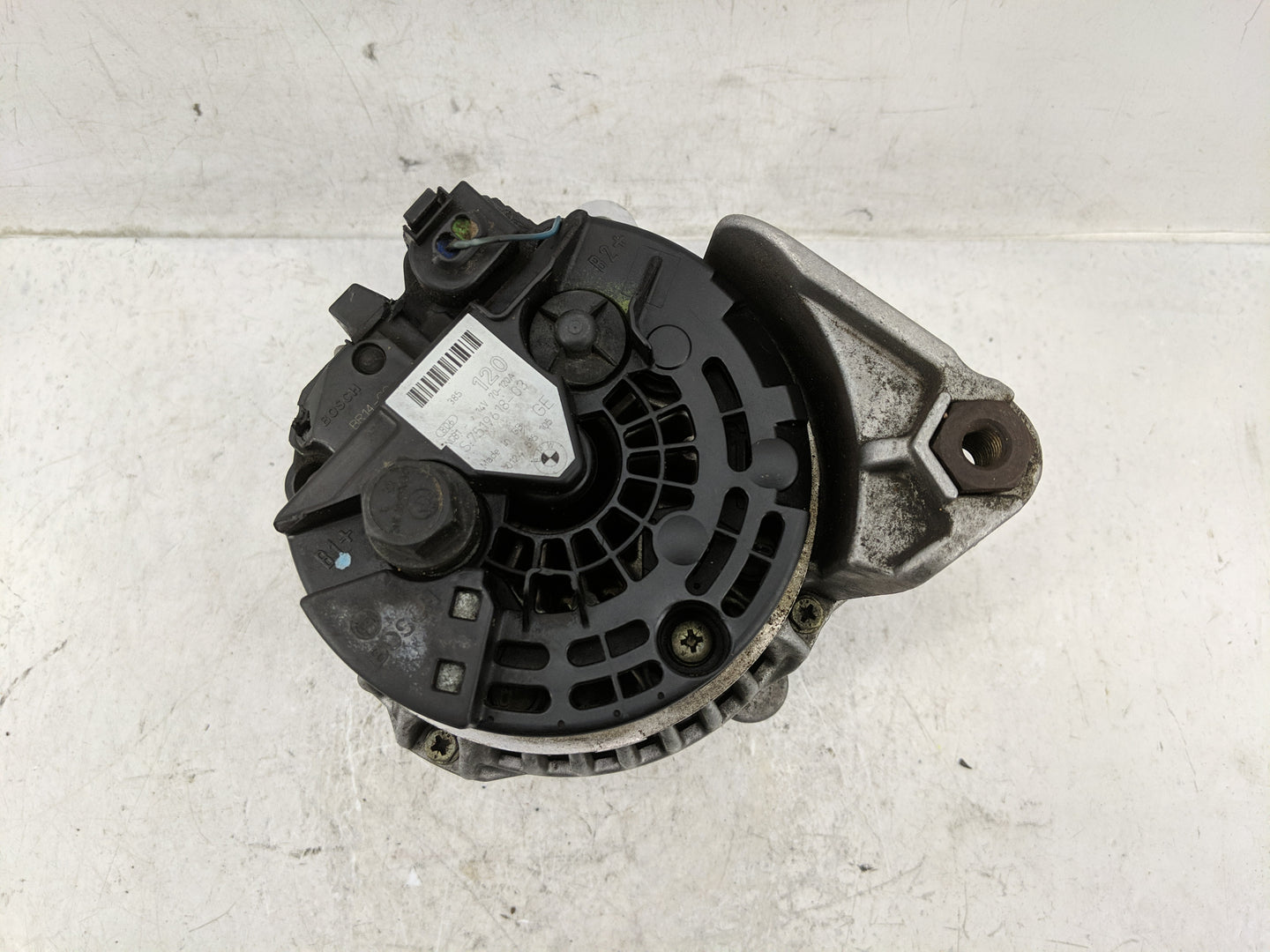 2004 Bmw 330ci Alternator Replacement Generator Charging Assembly Engine OEM P/N:7519618-03 Fits Fits 2001 2002 2003 2005 20