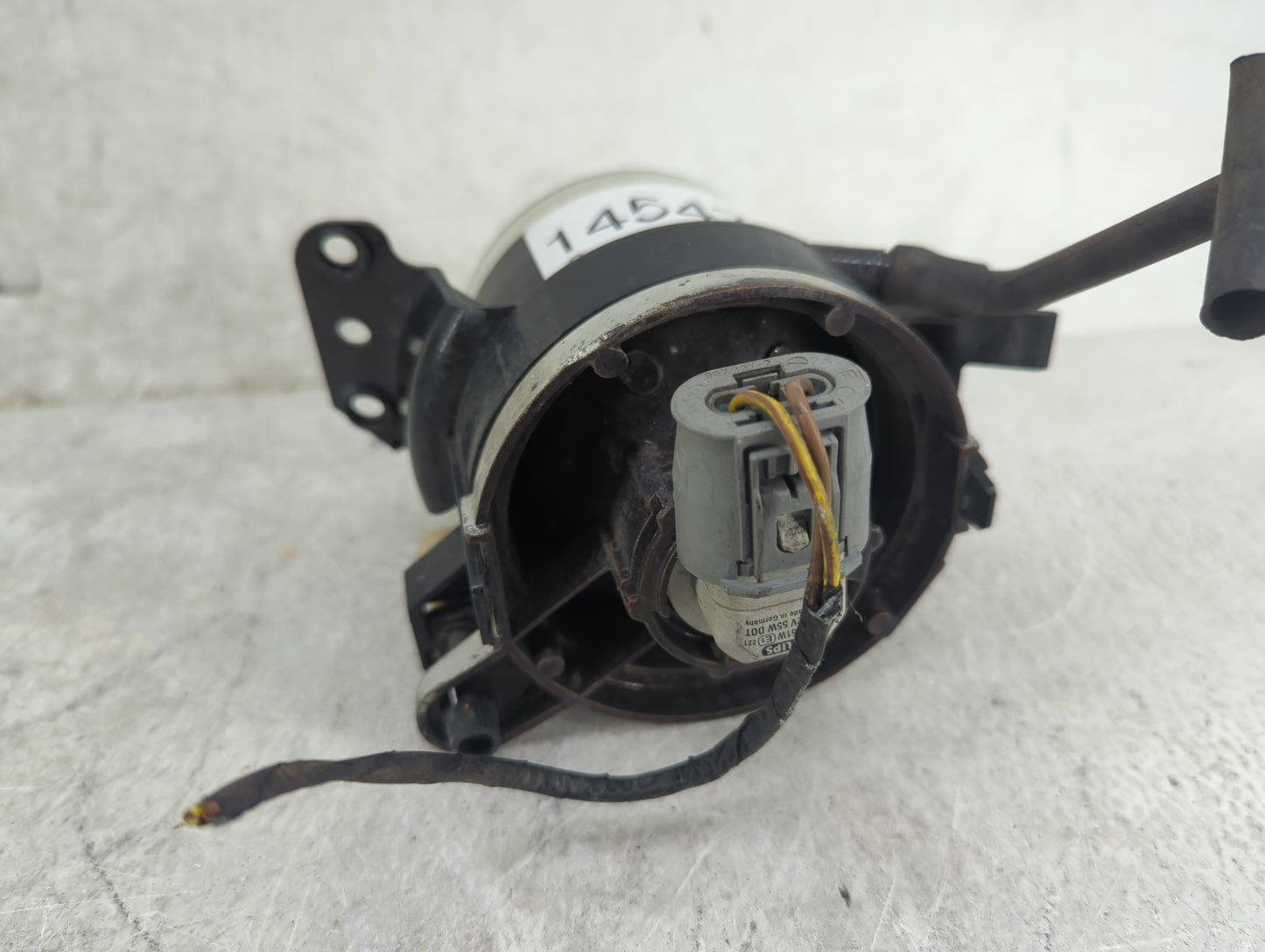 2004-2006 Bmw 330i Driver Left Oem Fog Light Lamp Black - Oemusedautoparts1.com