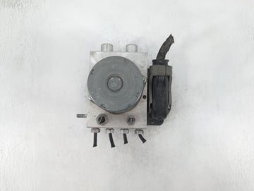 2001-2005 Bmw 330i ABS Pump Control Module Replacement P/N:0 265 258 330 Fits Fits 2001 2002 2003 2004 2005 OEM Used Auto Parts