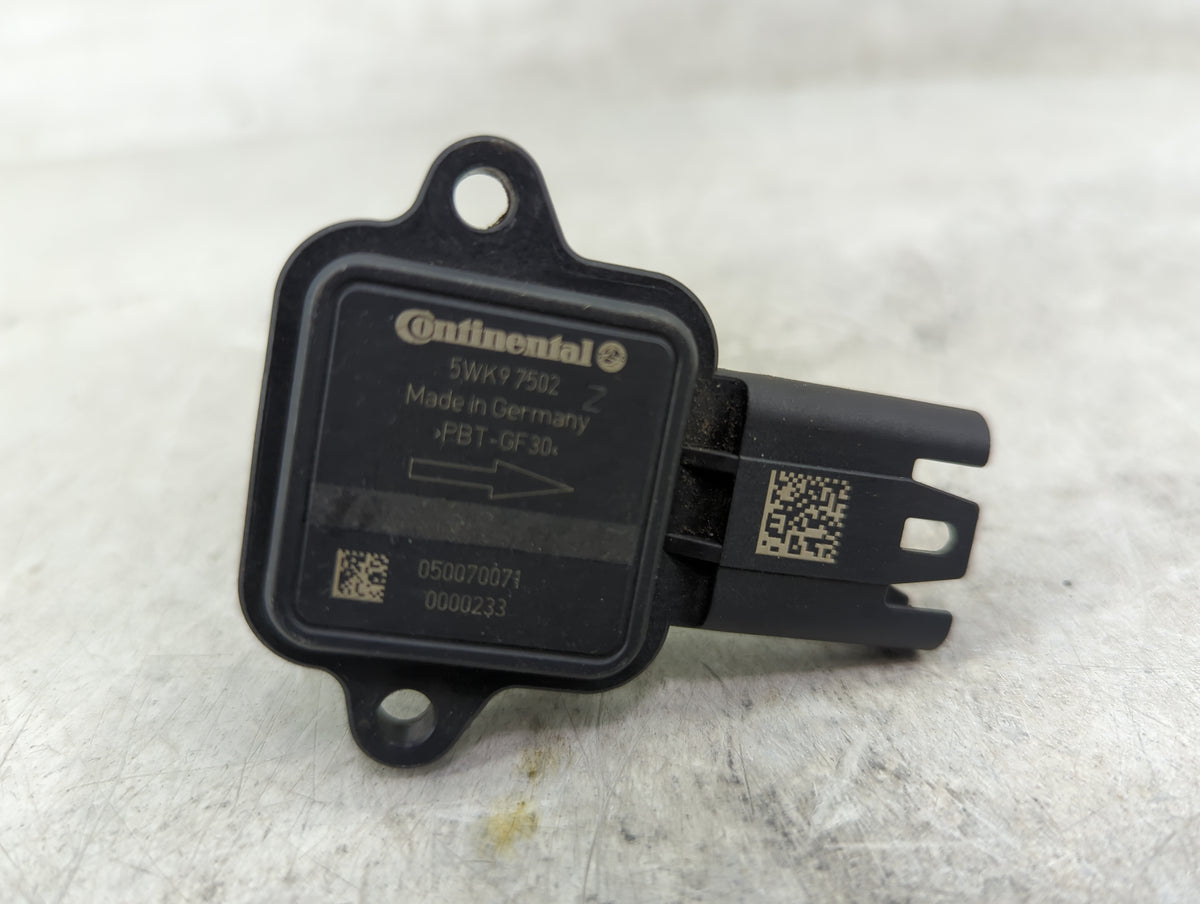 2004-2007 Bmw 525i Mass Air Flow Meter Maf Sensor - Oemusedautoparts1.com