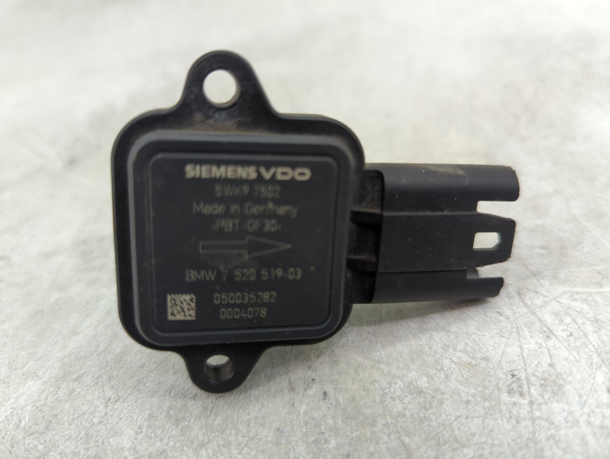 2004-2007 Bmw 525i Mass Air Flow Meter Maf Sensor 1454045 - Oemusedautoparts1.com