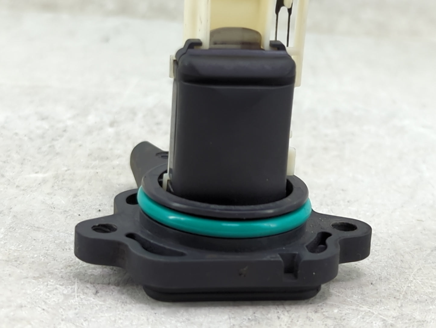 2004-2007 Bmw 525i Mass Air Flow Meter Maf - Oemusedautoparts1.com