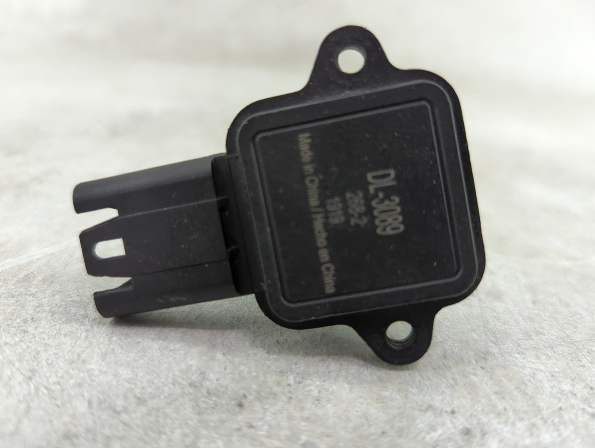 2004-2007 Bmw 525i Mass Air Flow Meter Maf Sensor 1454062 - Oemusedautoparts1.com
