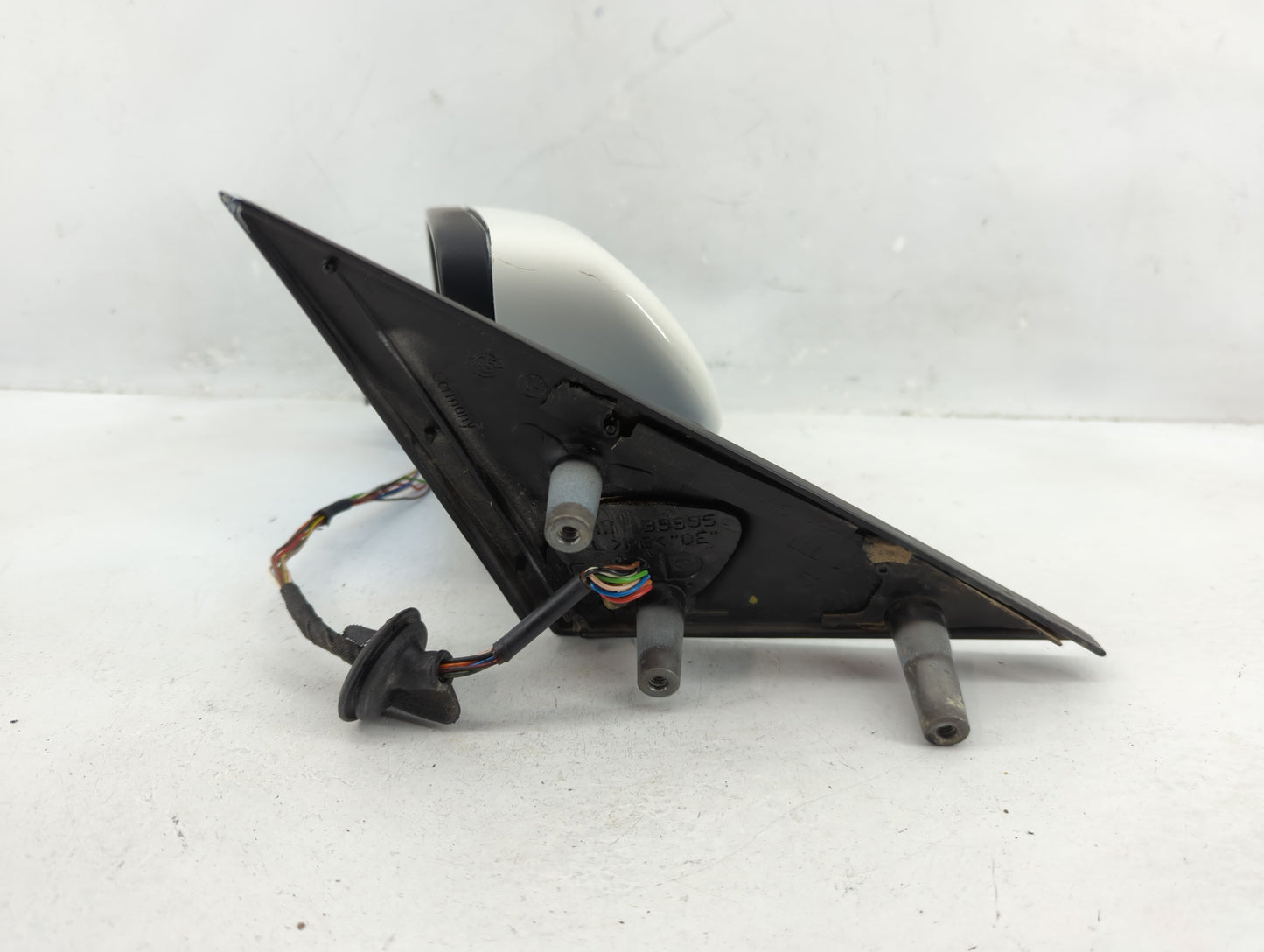2004-2006 Bmw 530i Driver Side View Mirror - Left Door Mirror OEM Used - Oemusedautoparts1.com