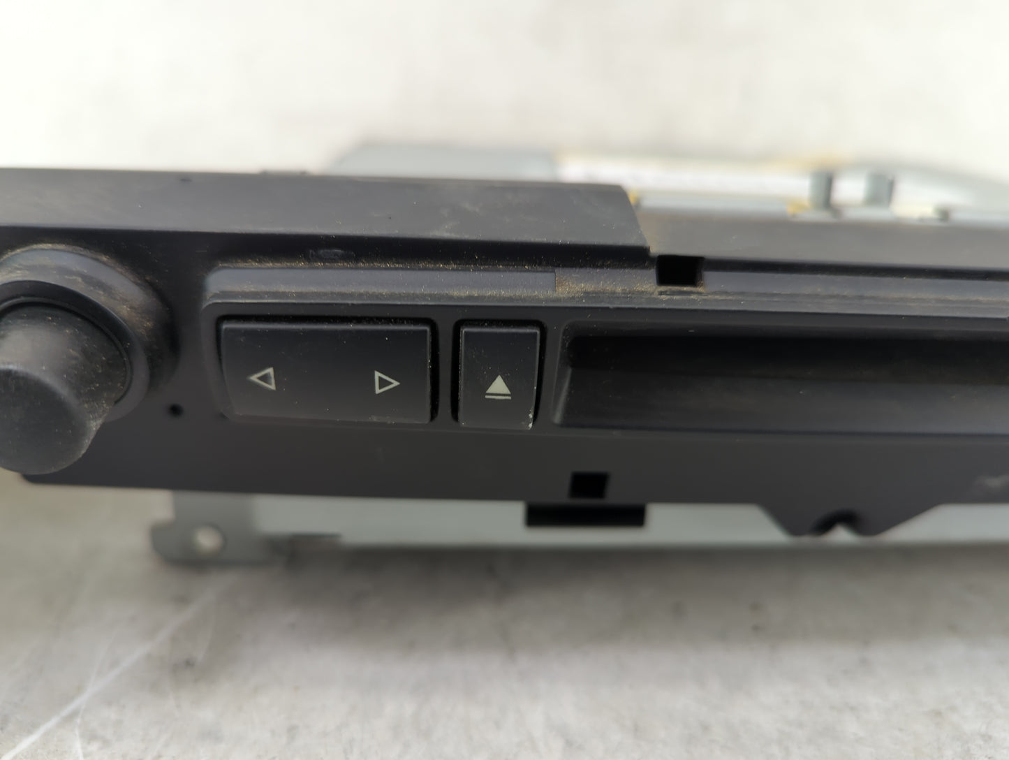 2004-2007 Bmw 530i Radio AM FM Cd Player Receiver Replacement P/N:6512 6 944 013 65126944013 Fits Fits 2004 2005 2006 2007 O
