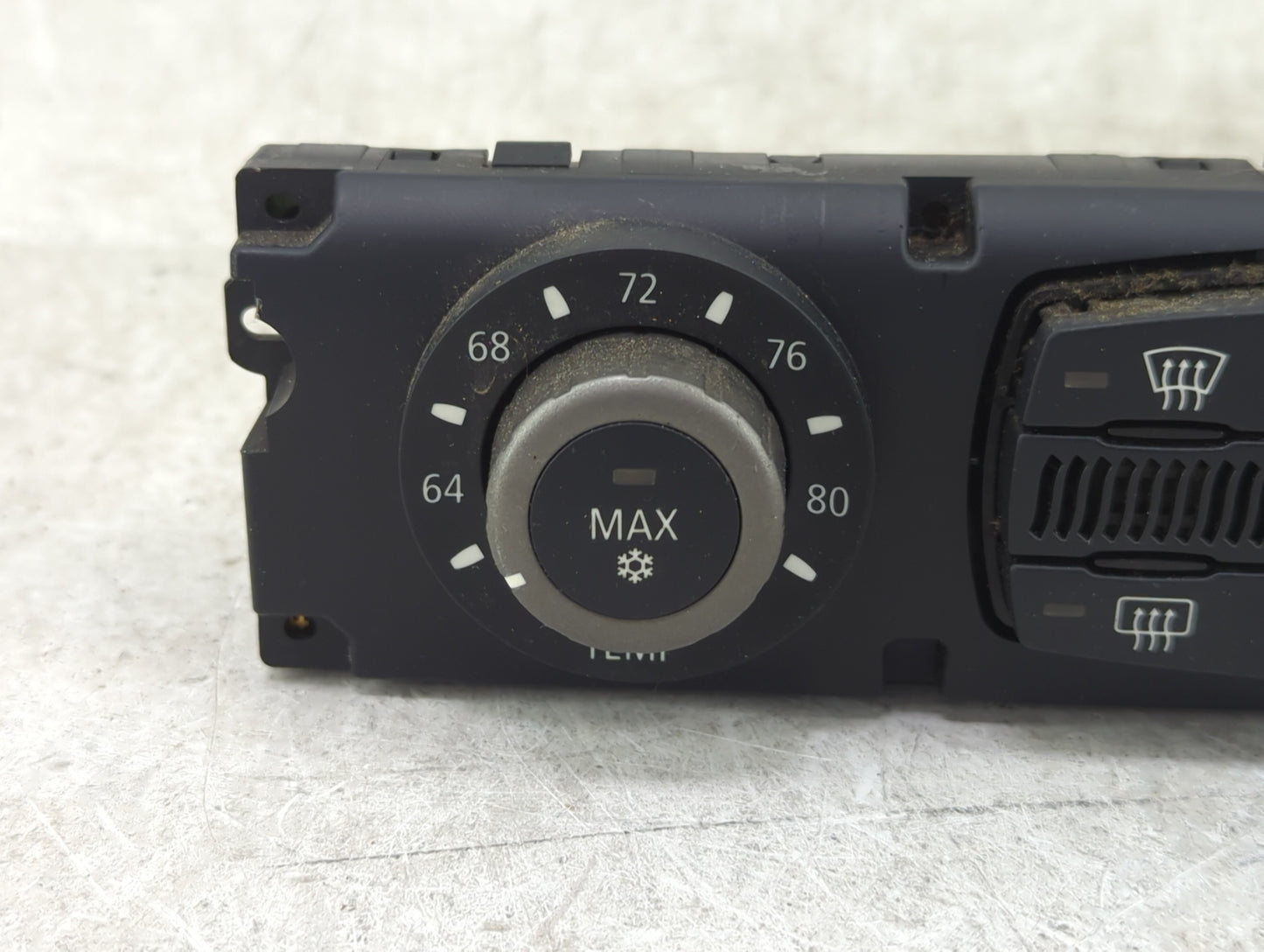 2004 Bmw 530i Climate Control Module Temperature AC/Heater Replacement P/N:6411 6942685-01 64116942685 Fits OEM Used Auto Pa