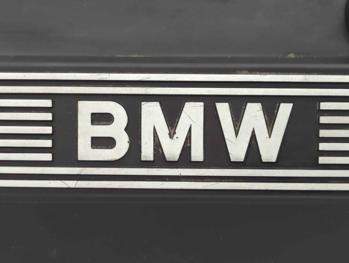 2004 Bmw 530i Engine Cover - Oemusedautoparts1.com