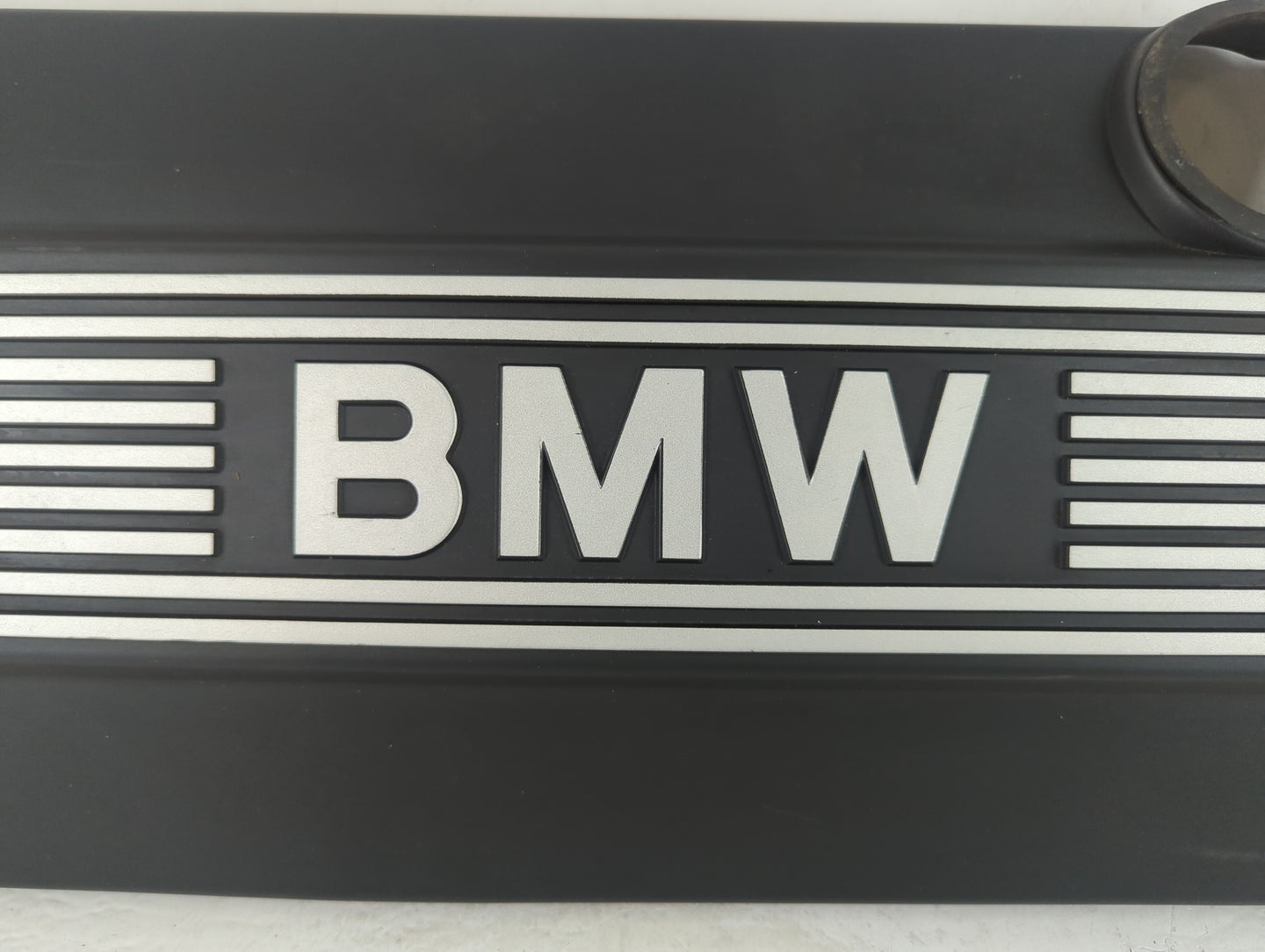 2004 Bmw 530i Engine Cover - Oemusedautoparts1.com