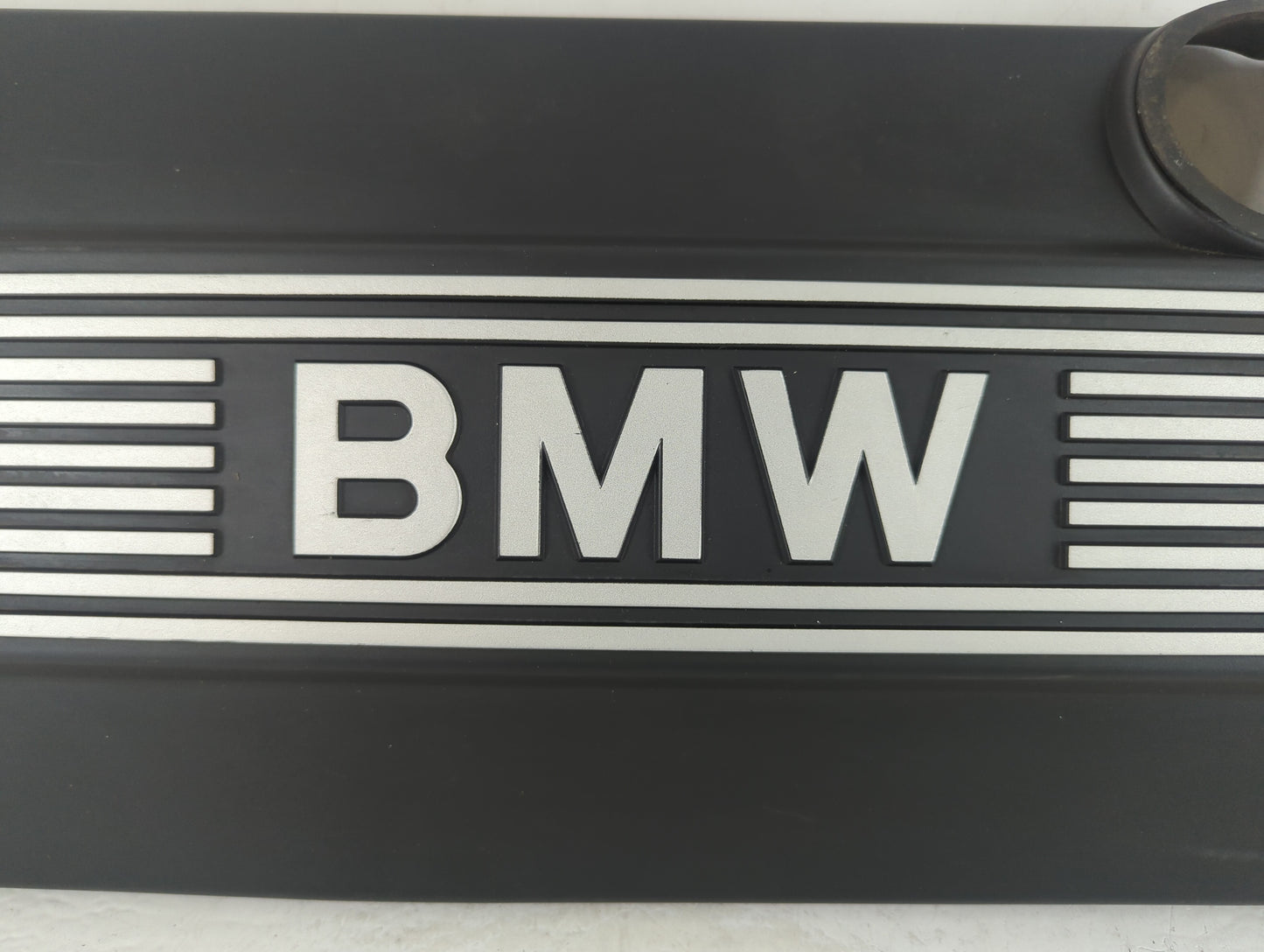 2004 Bmw 530i Engine Cover - Oemusedautoparts1.com