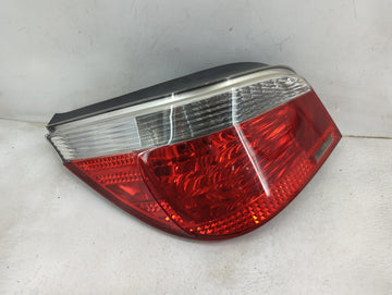 2004-2005 Bmw 545i Tail Light Assembly Passenger Right OEM P/N:6 923 305 Fits Fits 2004 2005 2006 2007 OEM Used Auto Parts -