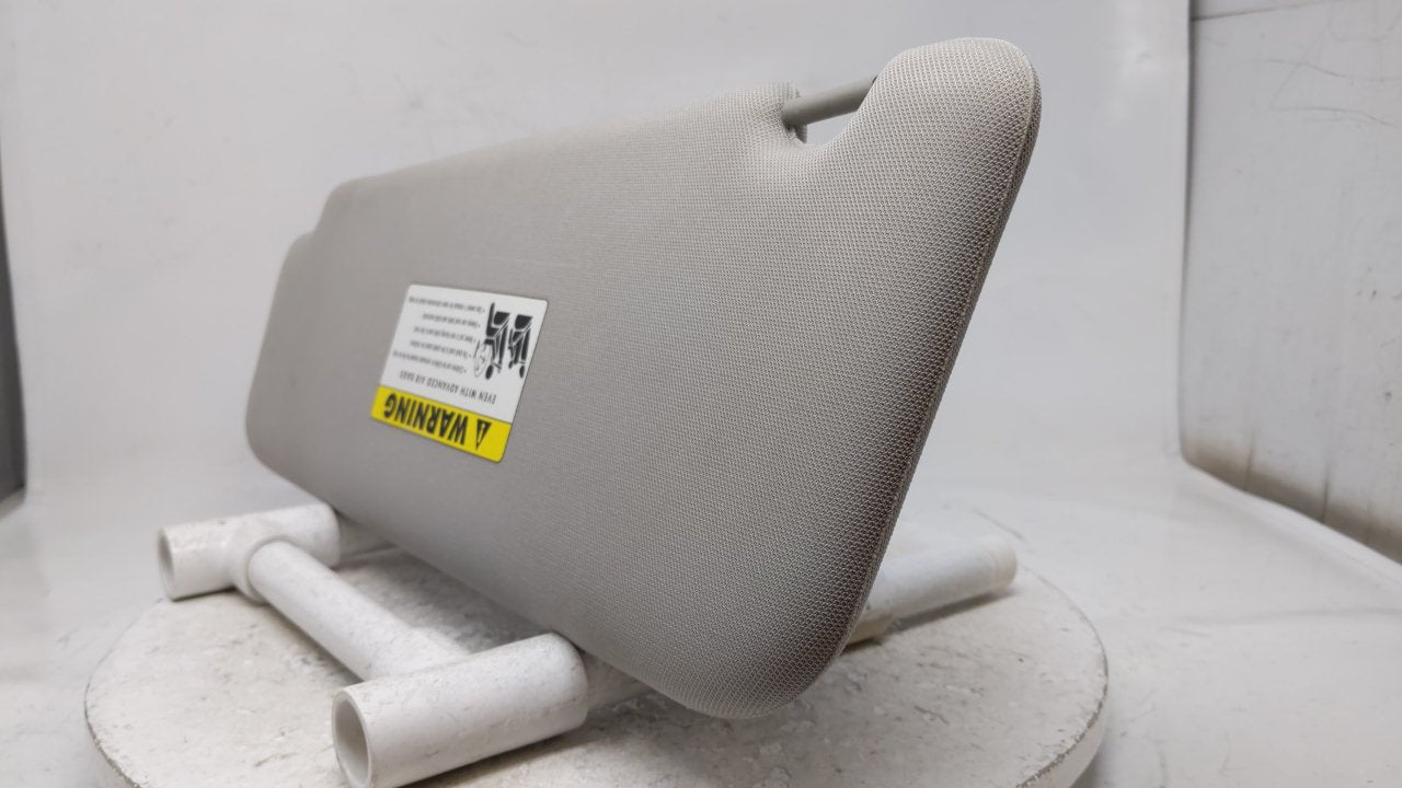 2004 Bmw 545i Sun Visor Shade Replacement Passenger Right Mirror Fits OEM Used Auto Parts - Oemusedautoparts1.com