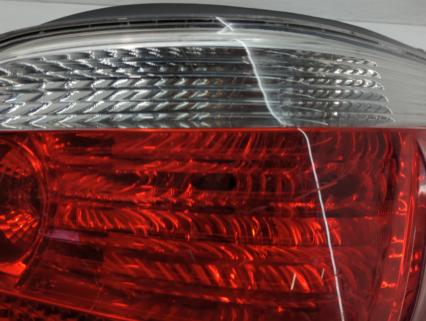 2004-2005 Bmw 545i Tail Light Assembly Passenger Right OEM P/N:7 165 740 Fits Fits 2004 2005 2006 2007 OEM Used Auto Parts -