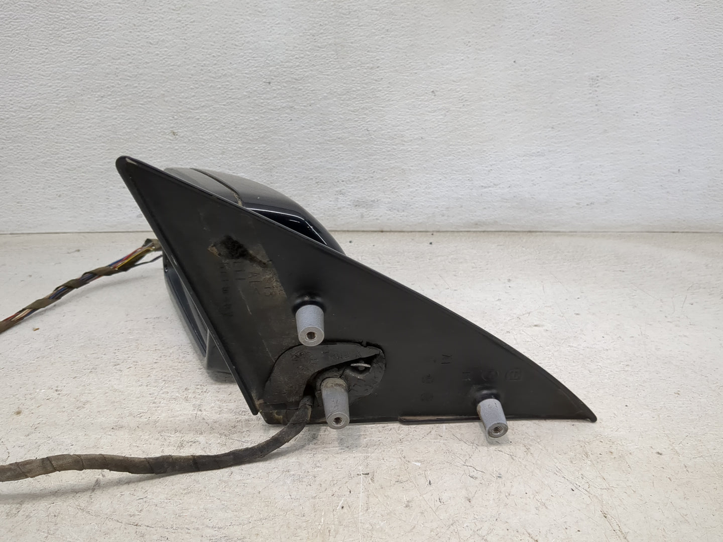 2004-2005 Bmw 645 Driver Side View Mirror - Left Door Mirror OEM Used - Oemusedautoparts1.com