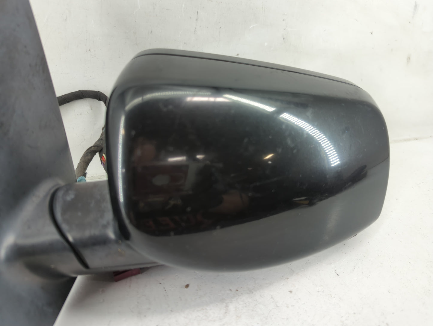2004-2005 Bmw 645ci Driver Side View Mirror - Left Door Mirror OEM Used - Oemusedautoparts1.com
