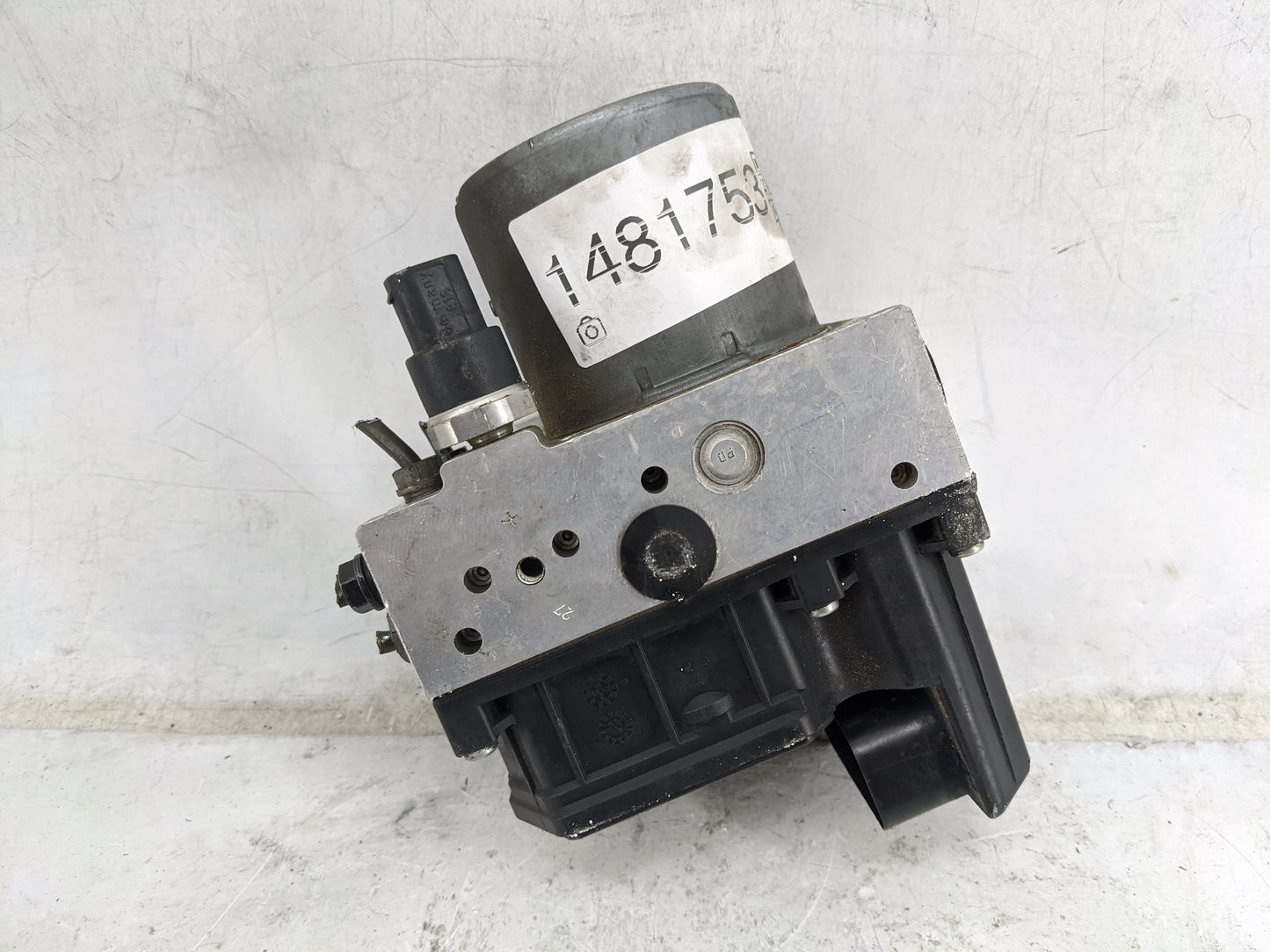 2002-2005 Bmw 745i ABS Pump Control Module Replacement P/N:0 265 225 007 0 265 950 008, 0 767 835 Fits Fits 2002 2003 2004 2