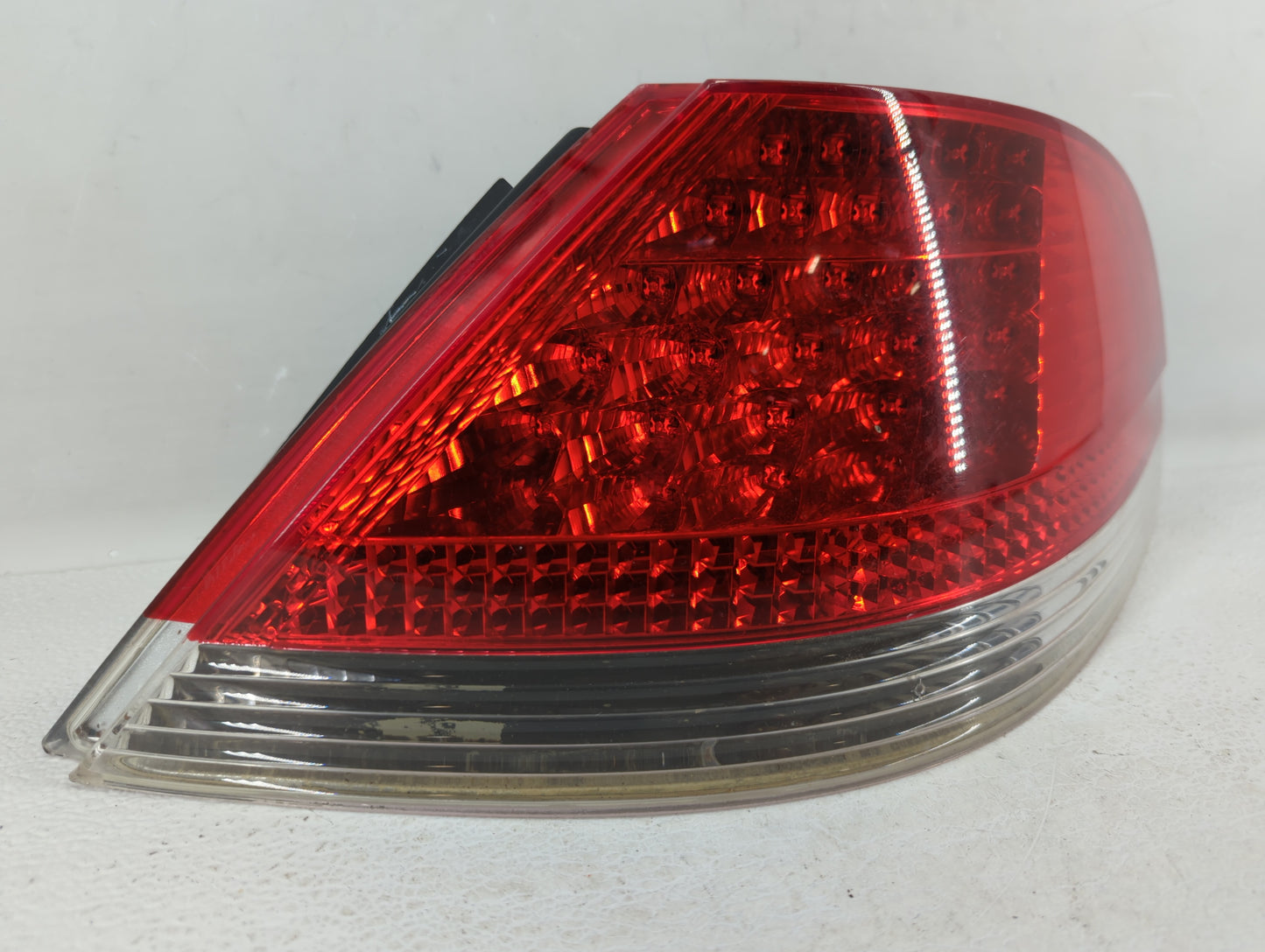 2002-2005 Bmw 745i Tail Light Assembly Passenger Right OEM Fits Fits 2002 2003 2004 2005 OEM Used Auto Parts - Oemusedautopa