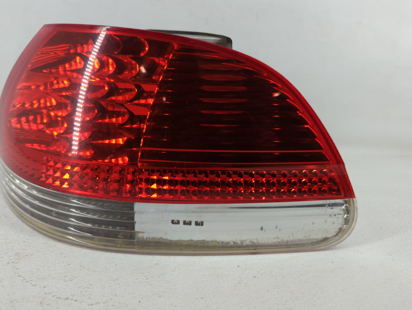 2002-2005 Bmw 745i Tail Light Assembly Passenger Right OEM Fits Fits 2002 2003 2004 2005 OEM Used Auto Parts - Oemusedautopa