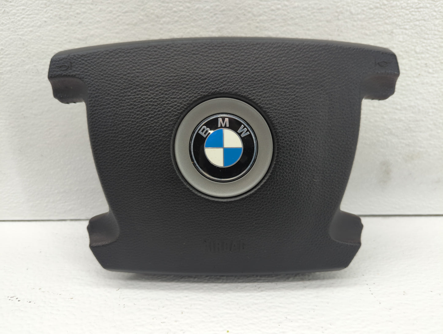 2002-2004 Bmw 745i Air Bag Driver Left Steering Wheel Mounted P/N:602 4259 00 Fits Fits 2002 2003 2004 OEM Used Auto Parts -