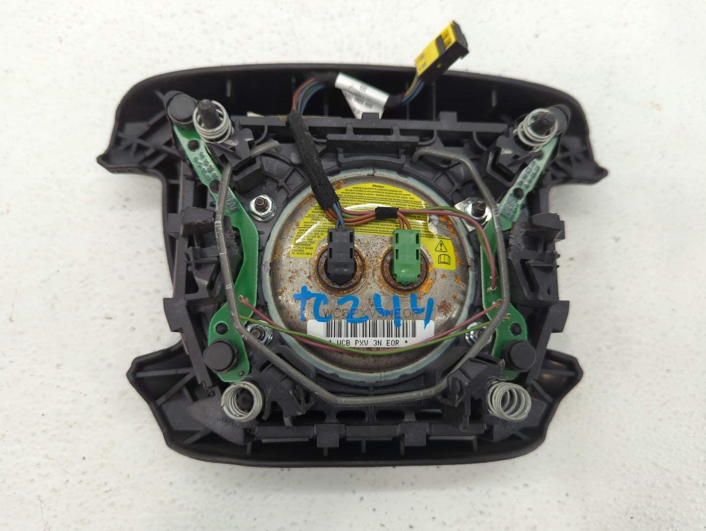 2002-2004 Bmw 745i Air Bag Driver Left Steering Wheel Mounted P/N:602 4259 00 Fits Fits 2002 2003 2004 OEM Used Auto Parts -