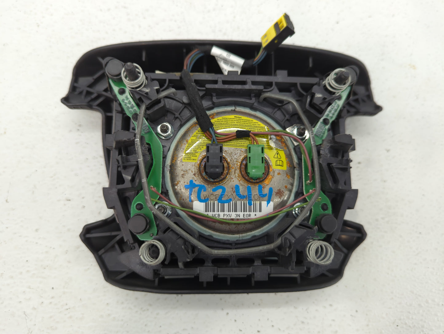 2002-2004 Bmw 745i Air Bag Driver Left Steering Wheel Mounted P/N:602 4259 00 Fits Fits 2002 2003 2004 OEM Used Auto Parts -