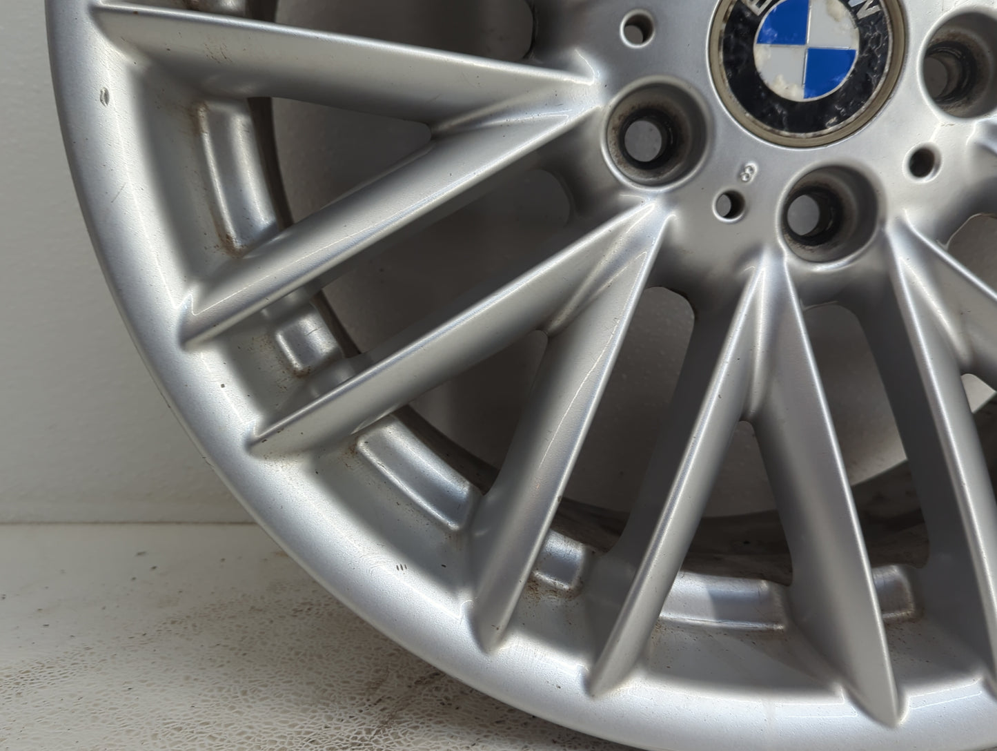 2002-2005 Bmw 745i Oem Wheel Rim 899664 - Oemusedautoparts1.com