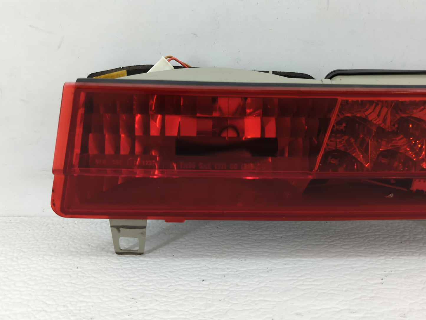 2004 Bmw 7 Series Tail Light Assembly Driver Left OEM P/N:7 164 744 Fits Fits 2002 2003 2005 OEM Used Auto Parts - Oemusedau