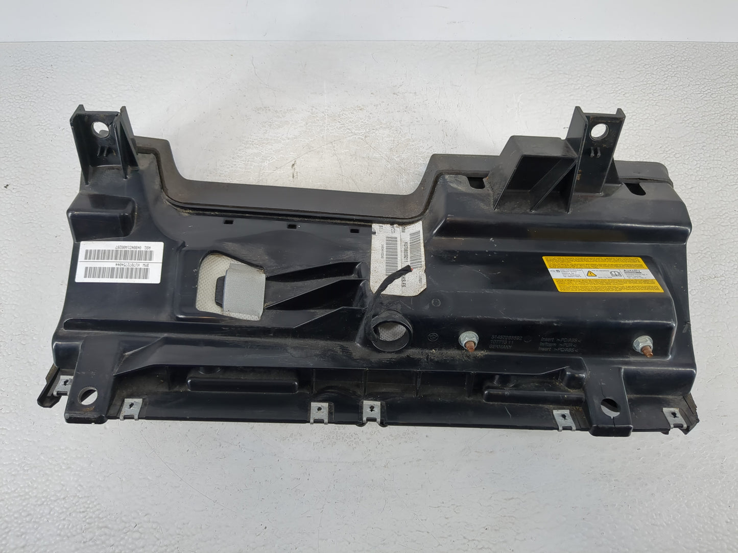 2004 Bmw Bmw 645i Air Bag Driver Left Knee OEM P/N:KU706559211 Fits Fits 2005 OEM Used Auto Parts - Oemusedautoparts1.com