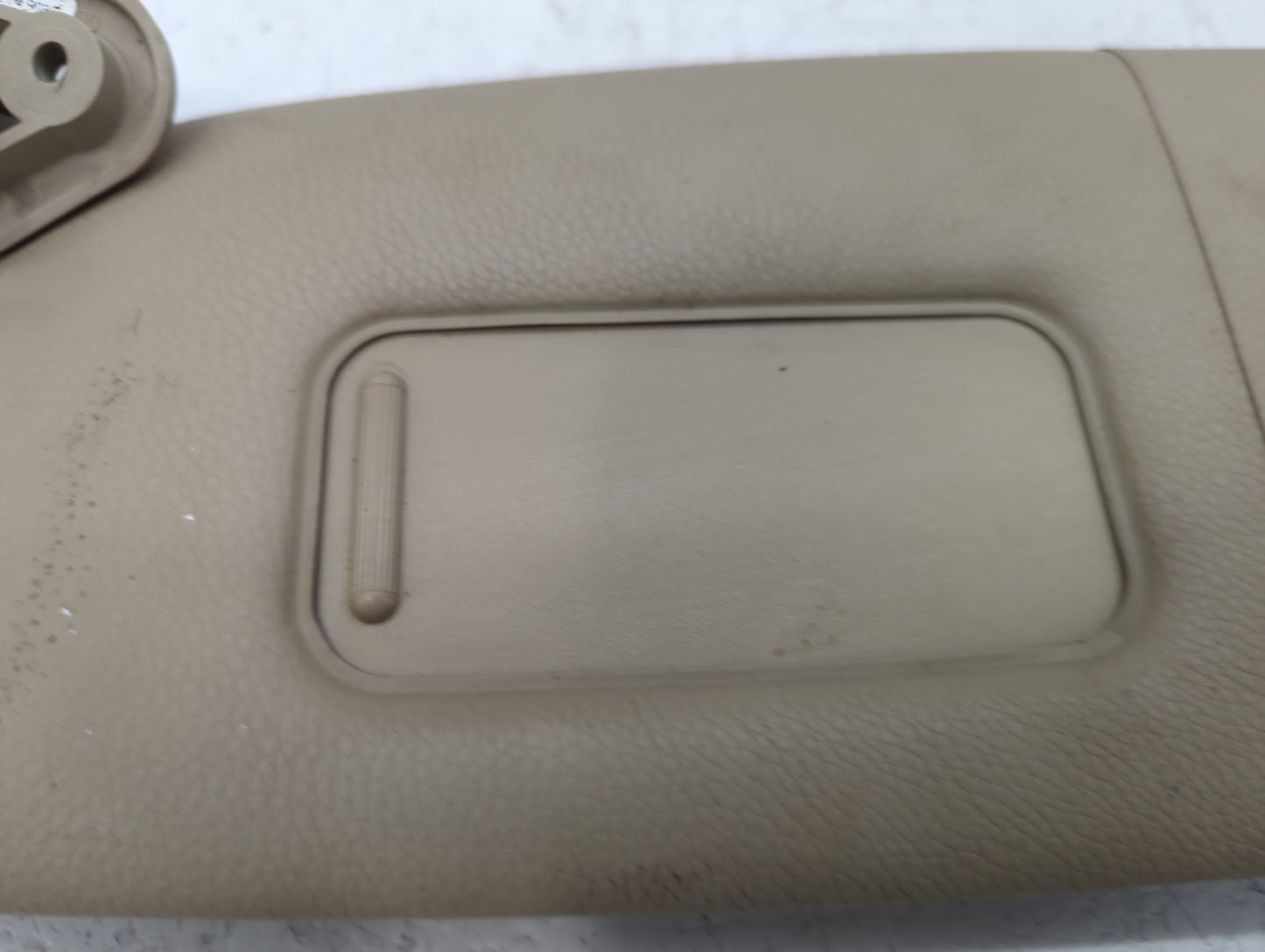 2004 Bmw Bmw 645i Sun Visor Shade Replacement Passenger Right Mirror Fits Fits 2005 2006 2007 2008 2009 2010 OEM Used Auto P