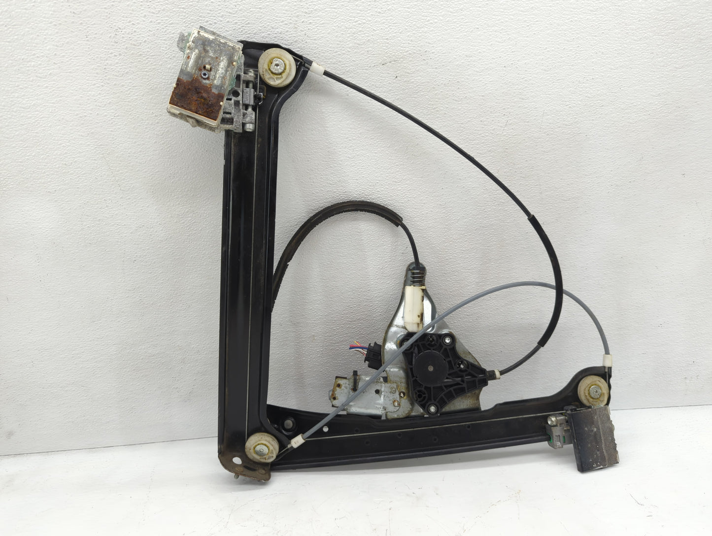 Bmw Bmw 645i Passenger Front Right Power Window Motor - Oemusedautoparts1.com