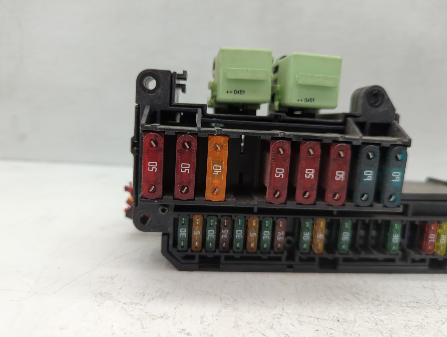 2004 Bmw Bmw 645i Fusebox Fuse Box Panel Relay Module Fits Fits 2005 OEM Used Auto Parts - Oemusedautoparts1.com