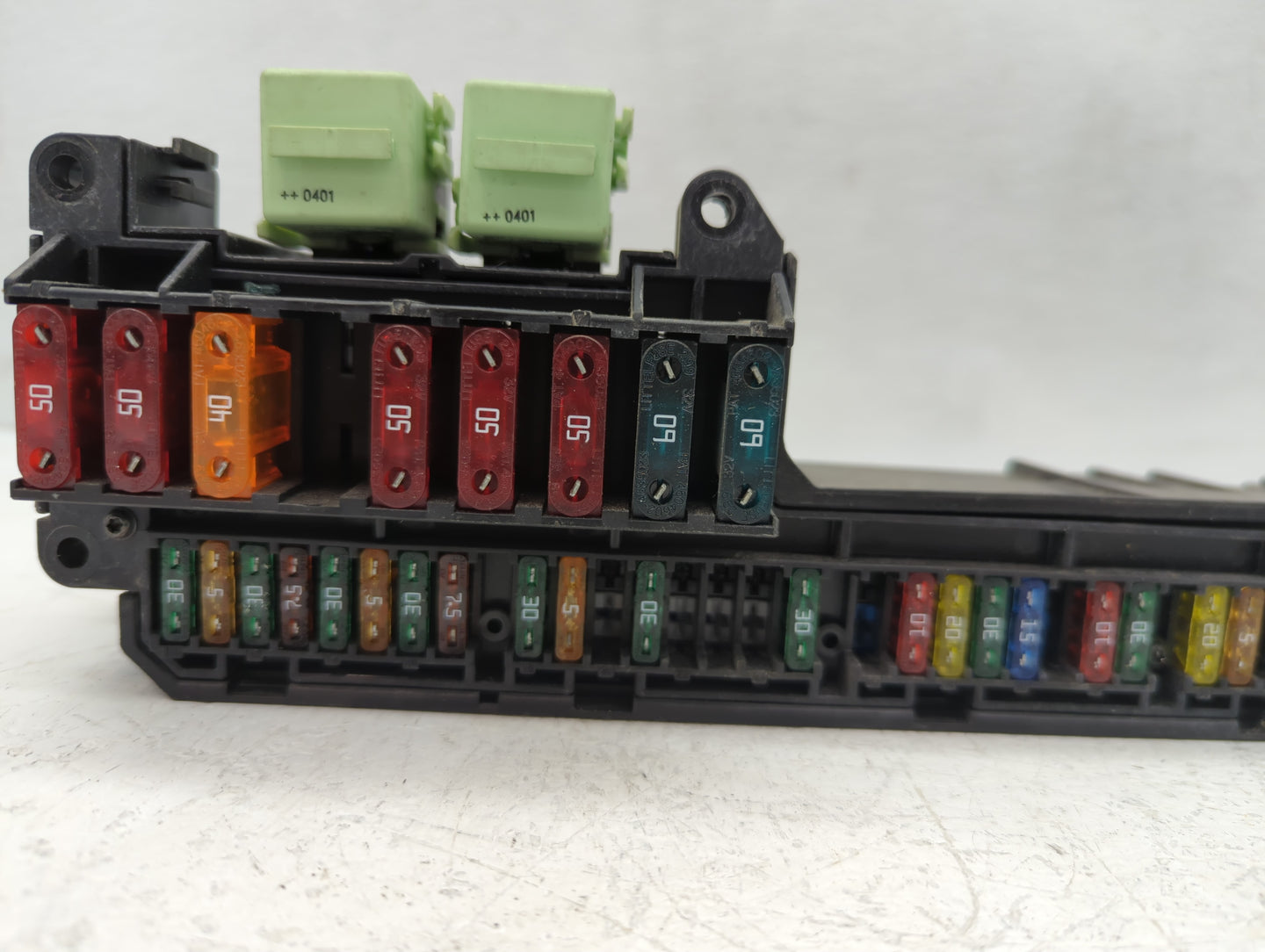 2004 Bmw Bmw 645i Fusebox Fuse Box Panel Relay Module Fits Fits 2005 OEM Used Auto Parts - Oemusedautoparts1.com