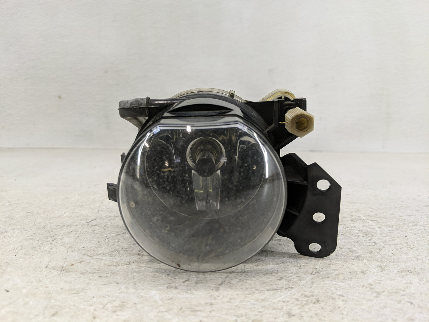 Bmw Bmw 645i Passenger Right Oem Fog Light Lamp - Oemusedautoparts1.com