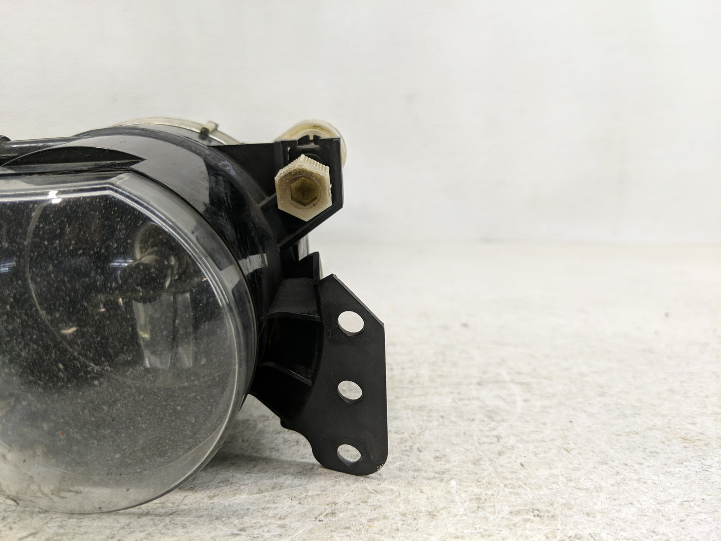 Bmw Bmw 645i Passenger Right Oem Fog Light Lamp - Oemusedautoparts1.com