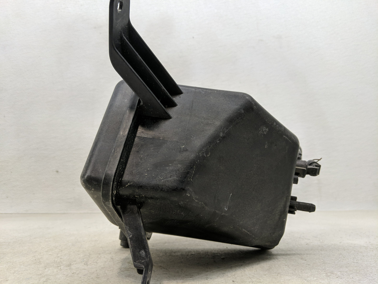 Bmw Bmw 645i Radiator Coolant Overflow Expansion Tank Bottle 1313150 - Oemusedautoparts1.com