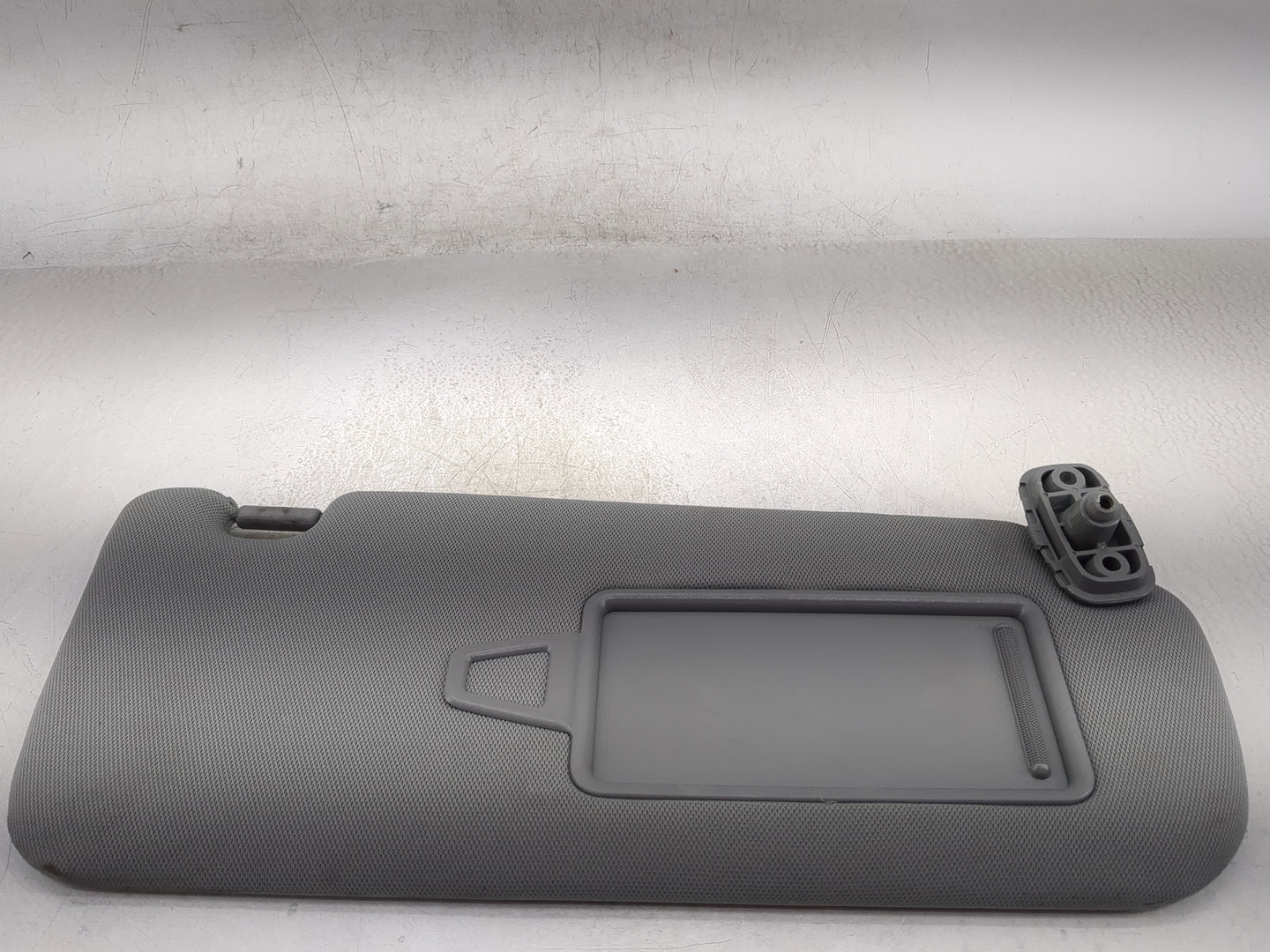 2004-2005 Bmw X3 Sun Visor Shade Replacement Passenger Right Mirror Fits Fits 2004 2005 OEM Used Auto Parts - Oemusedautopar
