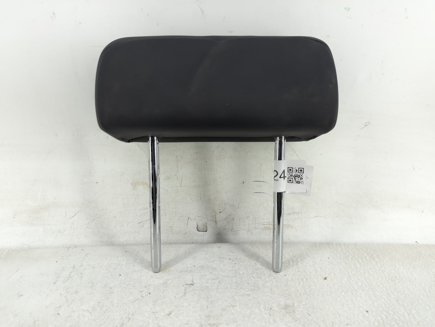 2004-2006 Bmw X3 Headrest Head Rest Rear Center Seat Fits Fits 2004 2005 2006 OEM Used Auto Parts - Oemusedautoparts1.com