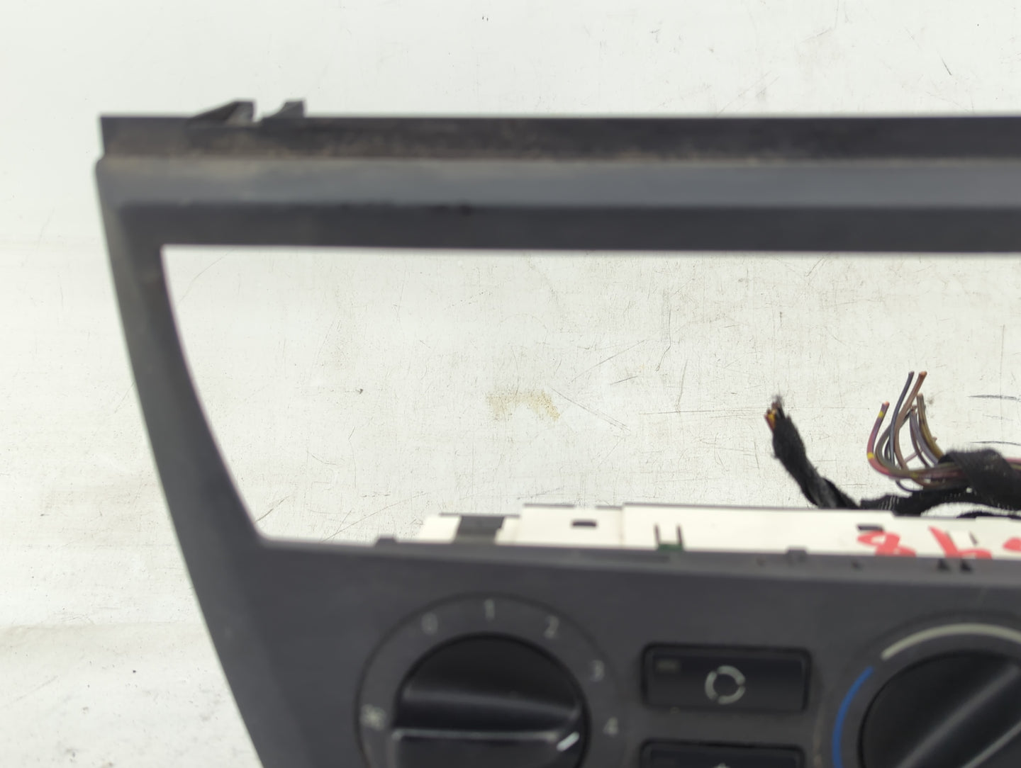 2004 Bmw X3 Climate Control Module Temperature AC/Heater Replacement Fits OEM Used Auto Parts - Oemusedautoparts1.com