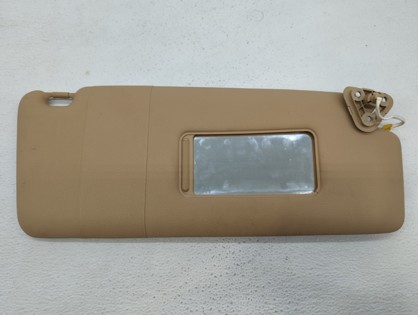2004-2005 Bmw X3 Sun Visor Shade Replacement Passenger Right Mirror Fits Fits 2004 2005 OEM Used Auto Parts - Oemusedautopar