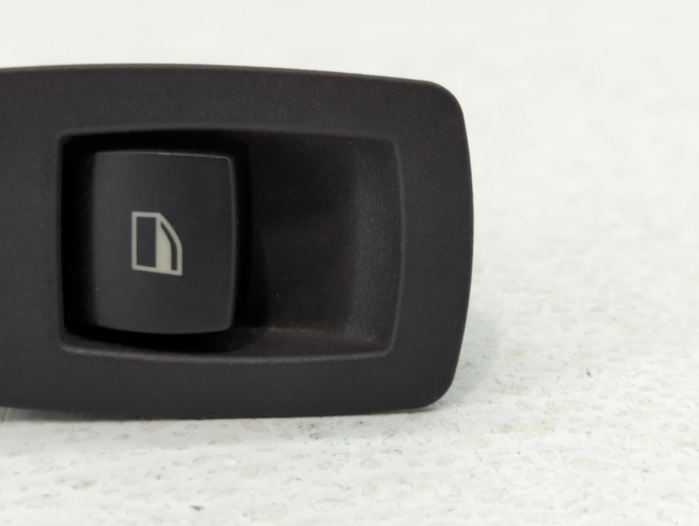 2004 Bmw X3 Passenger Right Power Window Switch - Oemusedautoparts1.com