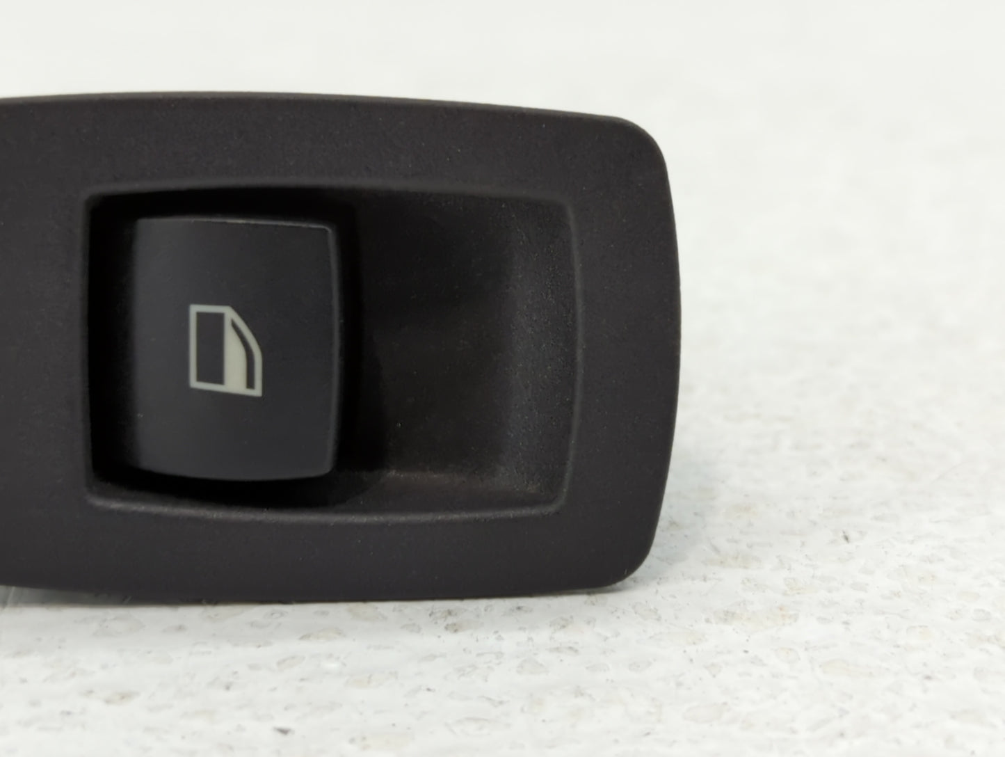 2004 Bmw X3 Passenger Right Power Window Switch - Oemusedautoparts1.com