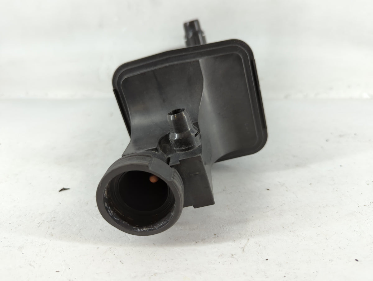2004 Bmw X3 Fuel Vapor Charcoal Canister - Oemusedautoparts1.com